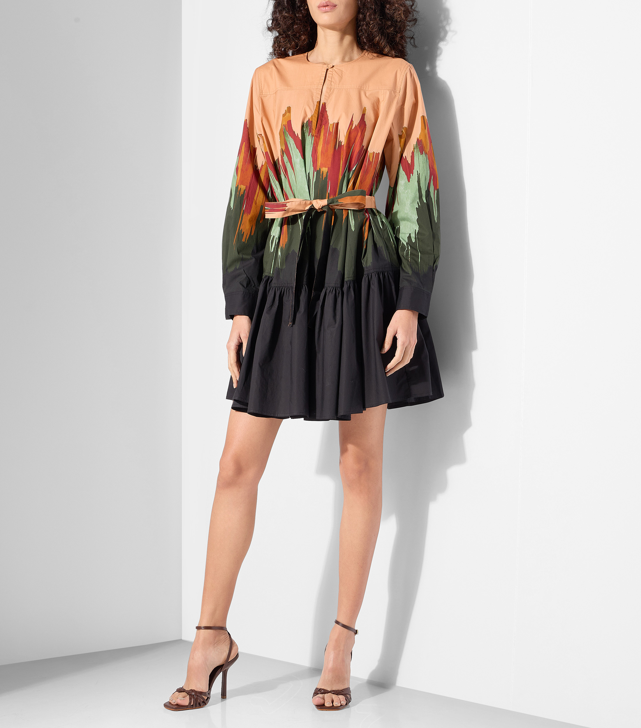 Vestido corto estampado Mujer